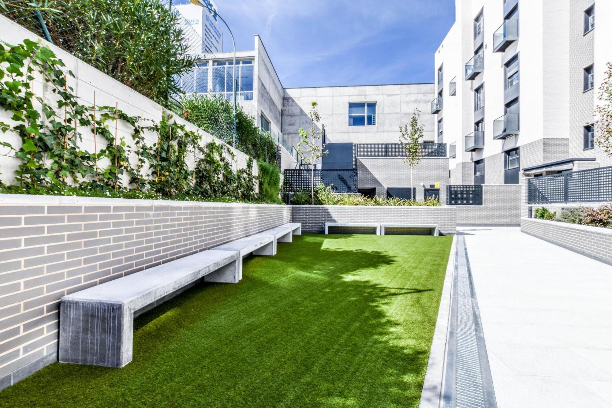 APARTAMENTOS BUSINESs San Sebastián de los Reyes Exterior foto